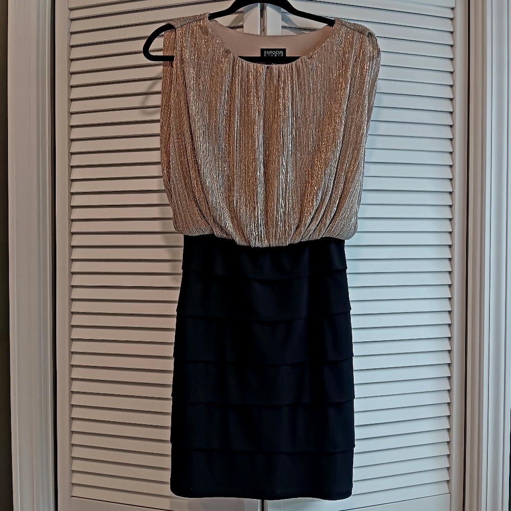 Chic Gold and Black Dress